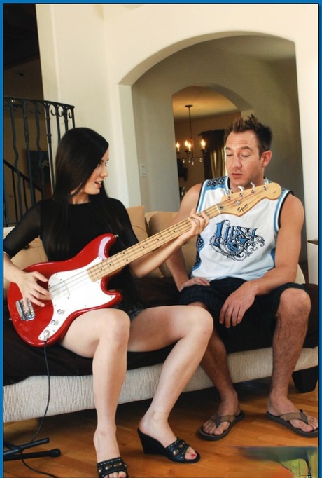 Brunette teen with tiny tits Mina Lee fucked by her guitar tutor 36640409